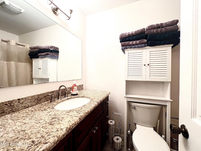 291 Highpoint Dr Unit 291, Diamondhead, MS 39525 - bathroom featuring vanity and a shower with curtain