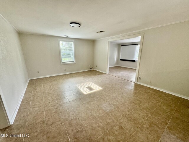 empty room with ornamental molding