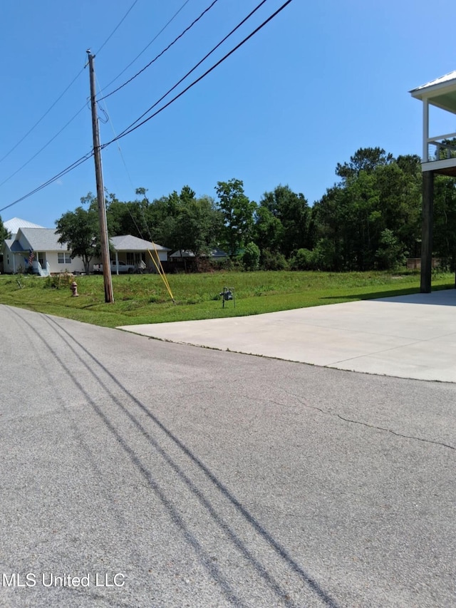 506 Sears Ave, Waveland, MS 39576