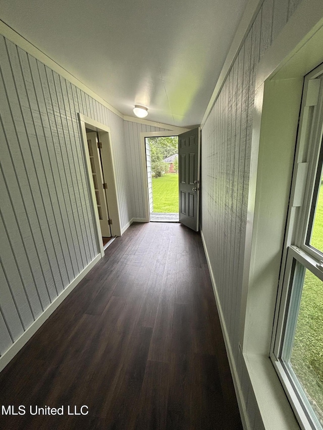 873 SCR 142, Morton, MS 39117 - unfurnished sunroom with vaulted ceiling