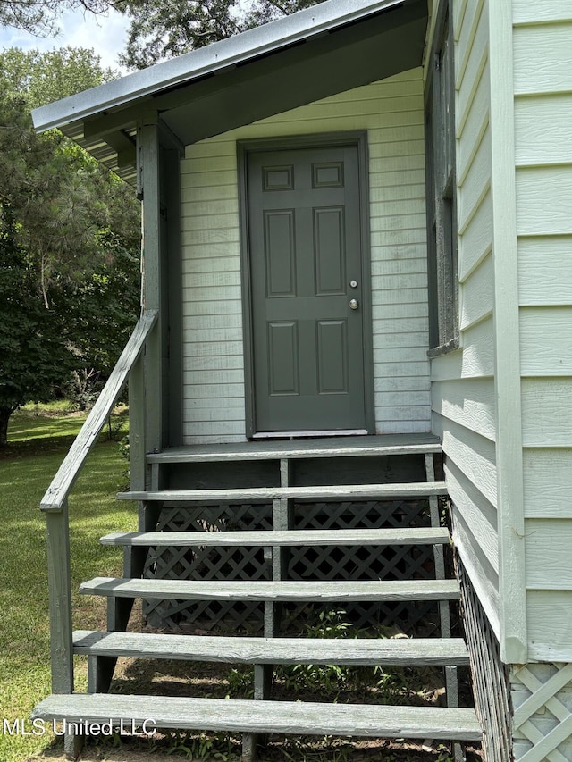 873 SCR 142, Morton, MS 39117 - view of exterior entry
