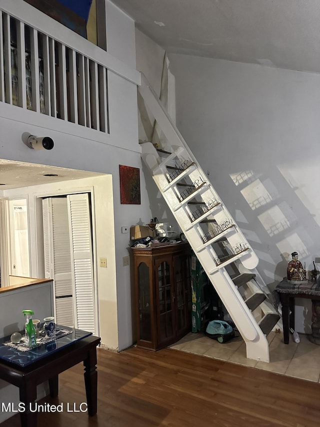 828 Oakleigh Ave Unit 15, Gulfport, MS 39507 - stairway featuring wood finished floors