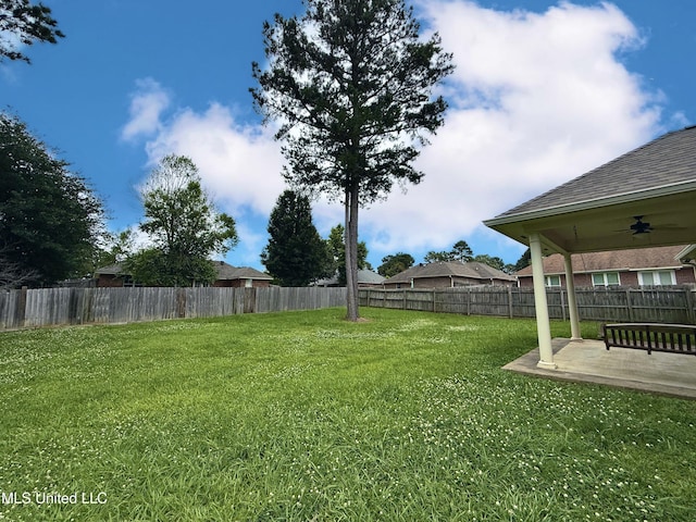 302 Bedford Ct, Brandon, MS 39047 - view of yard featuring a patio area and a ceiling fan