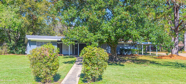 view of front of home with a front yard