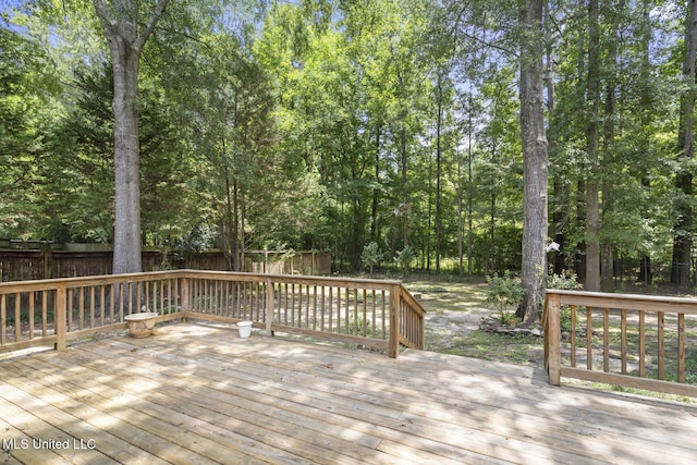52 Eastgate Dr, Brandon, MS 39042 - wooden terrace featuring a fenced backyard
