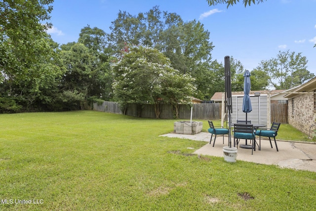546 Hunters Creek Cir, Madison, MS 39110 - fenced backyard with a patio and a shed