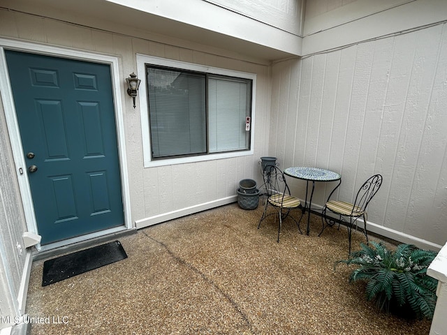 342 Lakebend Dr, Brandon, MS 39042 - entrance to property with a patio