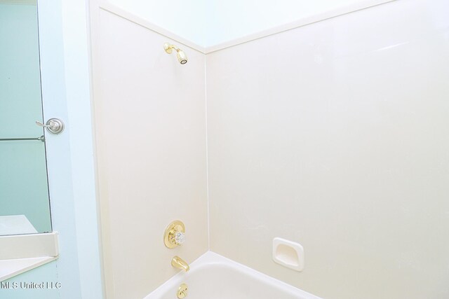 full bathroom featuring shower / bath combination
