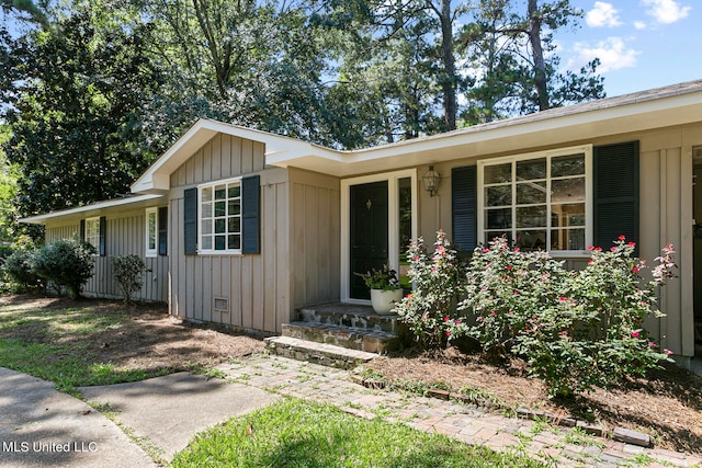 view of single story home