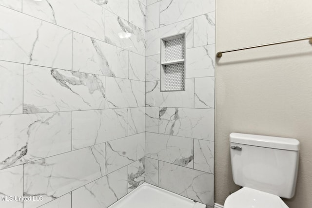 2518 El Viernes St, Gautier, MS 39553 - bathroom with toilet and tiled shower