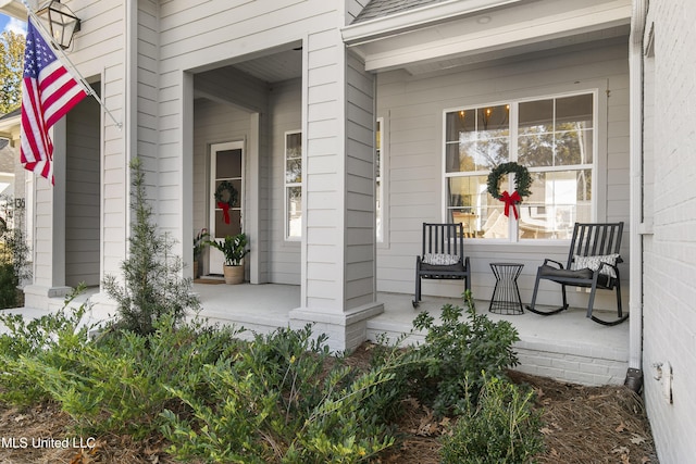 property entrance with a porch