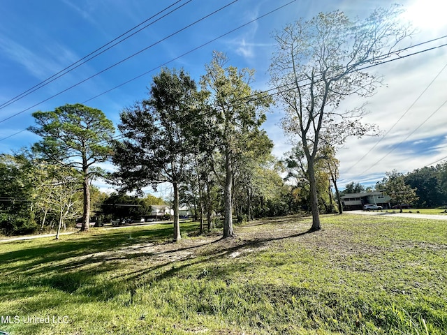320 E N St, Pass Christian, MS 39571