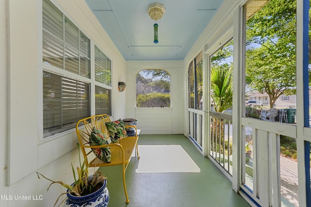 211 Demontluzin Ave, Bay Saint Louis, MS 39520 - view of sunroom / solarium