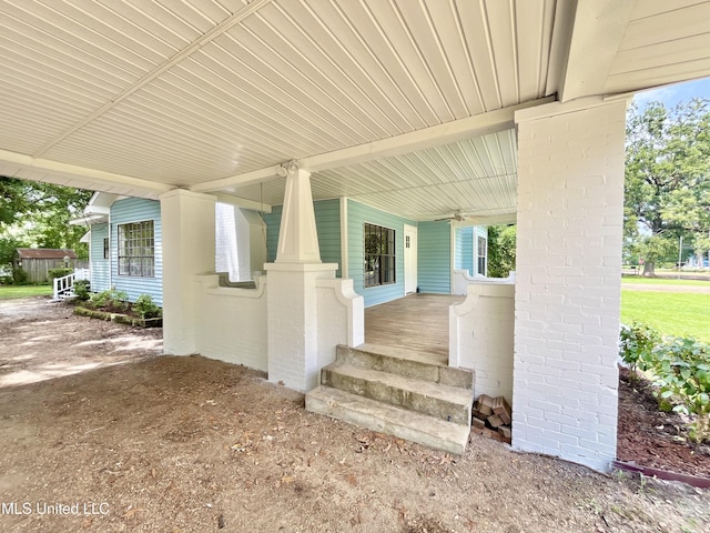 708 Lee Ave, Crystal Springs, MS 39059 - view of porch