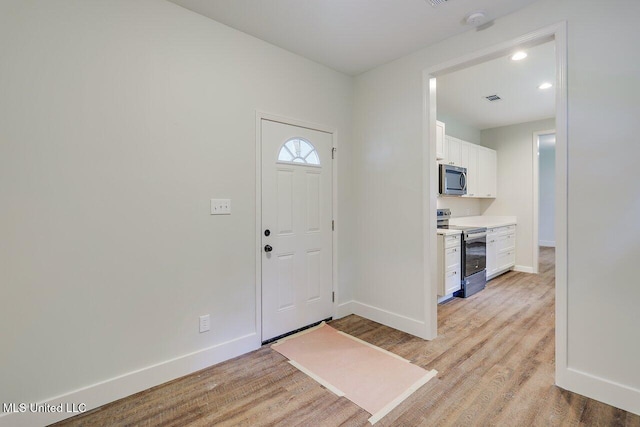 233 Allstate Dr, Jackson, MS 39211 - entrance foyer with baseboards and light wood-style floors