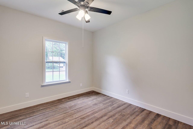 233 Allstate Dr, Jackson, MS 39211 - spare room featuring a ceiling fan and dark wood-style floors