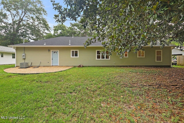 233 Allstate Dr, Jackson, MS 39211 - back of house featuring a patio and a lawn