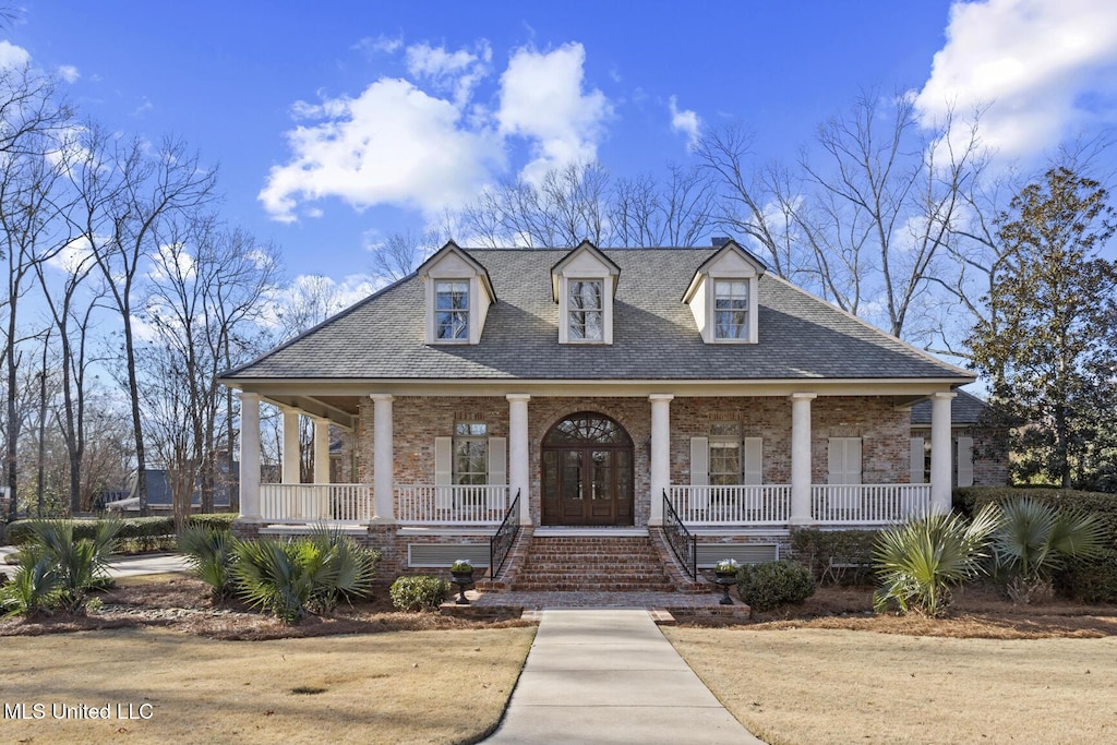 view of front of property with covered porch