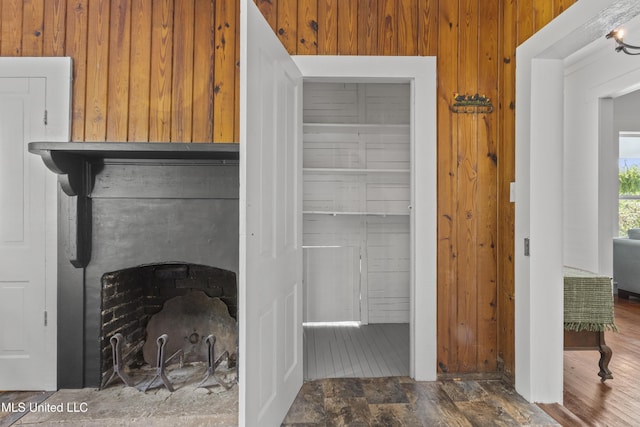 21021 Old River Rd, Vancleave, MS 39565 - detailed view of wood walls and a fireplace