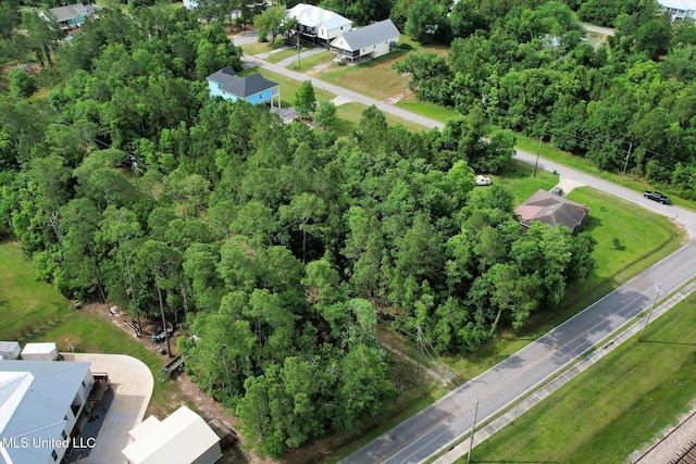 306 N Central Ave, Waveland, MS 39576