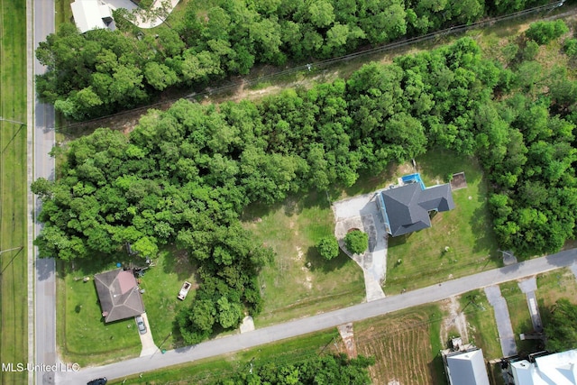 306 N Central Ave, Waveland, MS 39576