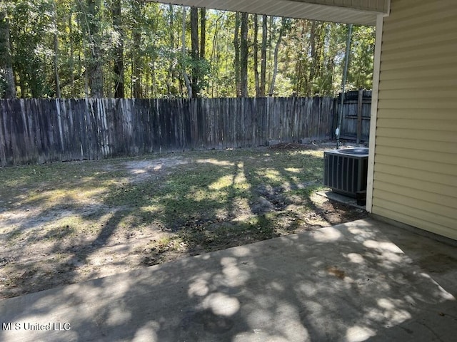 view of yard featuring a patio area and cooling unit