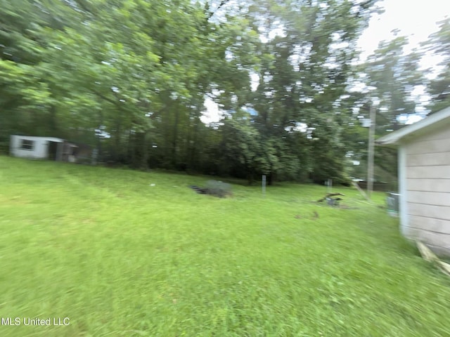 99 SW Railroad Rd, Roxie, MS 39661 - view of grassy yard