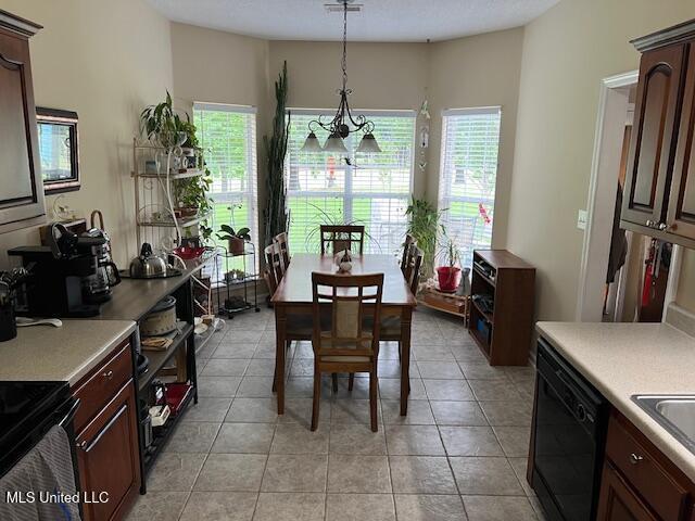 211 Fairway Trace Dr, Hernando, MS 38632 - dining space featuring light tile patterned flooring
