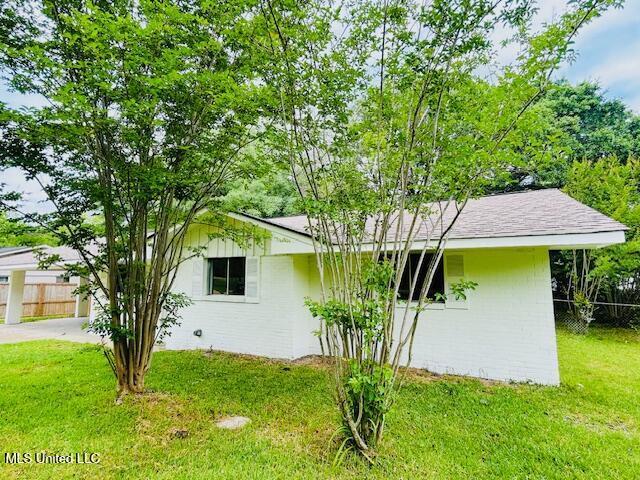 810 Louis Wilson Dr, Brandon, MS 39042 - view of side of home