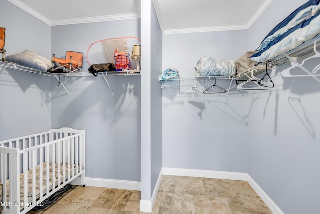 112 Vista Dr, Pass Christian, MS 39571 - view of walk in closet