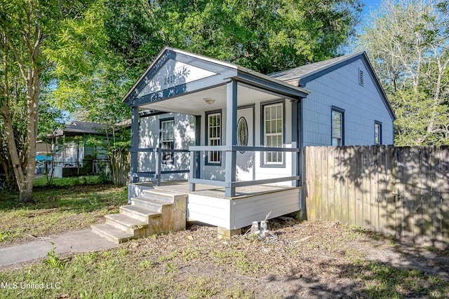 2411 12th St, Pascagoula, MS 39567 - view of front of home