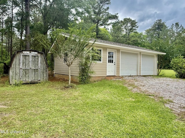 110 Frye Rd, Hattiesburg, MS 39401 - detached garage featuring a storage shed