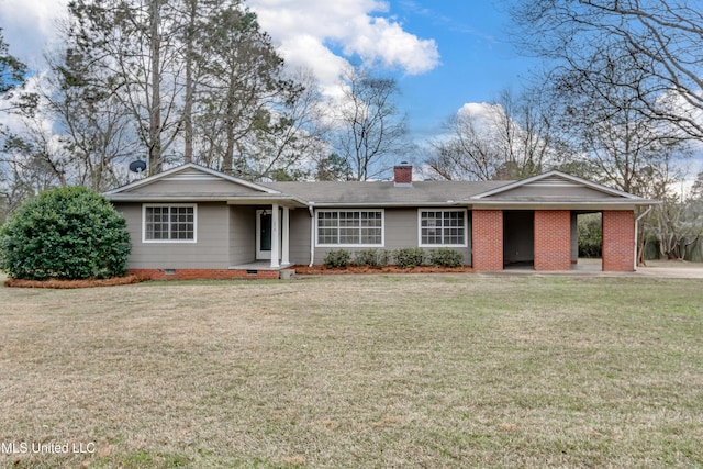 ranch-style house featuring a front lawn and a carport