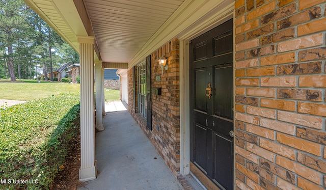 828 Briarwood Dr, Jackson, MS 39211 - view of porch