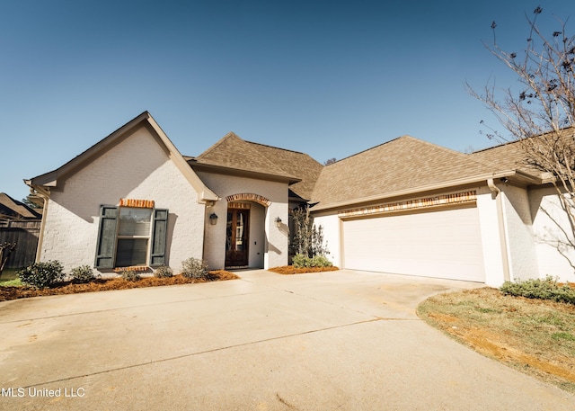 view of front facade with a garage