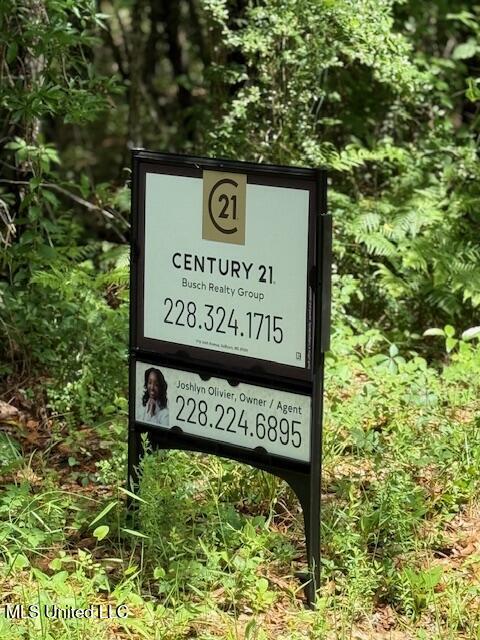 Whites Rd, Pearlington, MS 39572