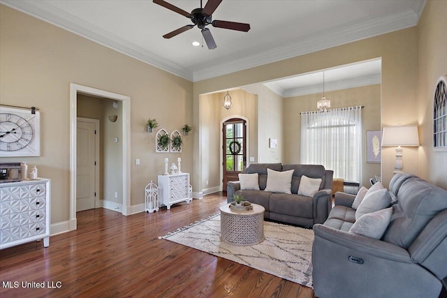living room featuring ornamental molding, wood finished floors, baseboards, recessed lighting, and a ceiling fan
