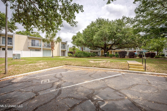 3230 Cumberland Rd Unit 18, Ocean Springs, MS 39564 - view of uncovered parking lot