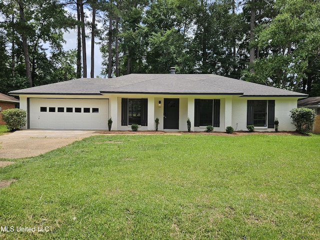 113 Bellegrove Cir, Brandon, MS 39047 - ranch-style house featuring an attached garage, driveway, a front lawn, roof with shingles, and brick siding