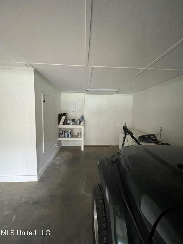137 Phil Ln, Sardis, MS 38666 - view of garage