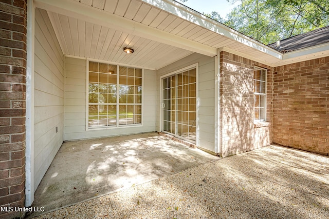8113 Barron Rd, Moss Point, MS 39562 - view of patio / terrace