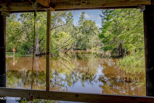 8113 Barron Rd, Moss Point, MS 39562 - water view