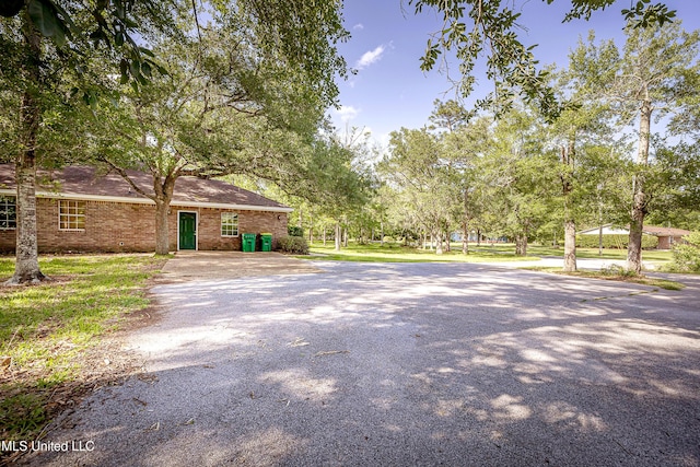 8113 Barron Rd, Moss Point, MS 39562 - view of asphalt road
