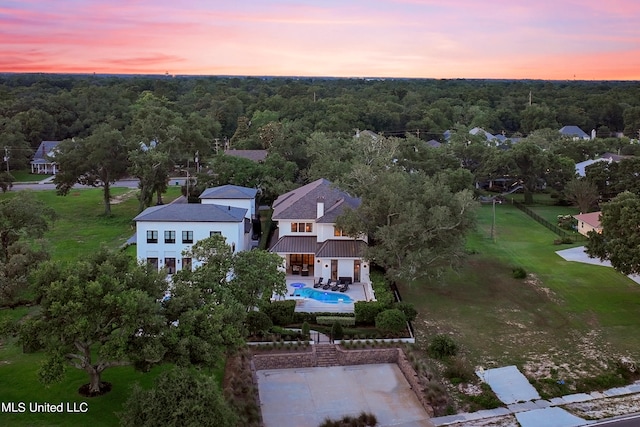 view of aerial view at dusk