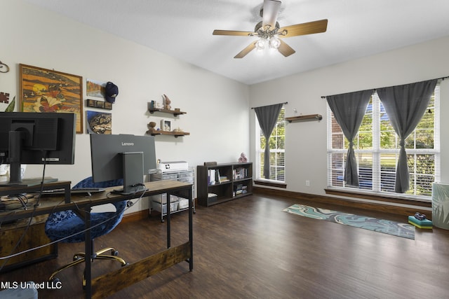 12219 County Farm Rd, Gulfport, MS 39503 - office space with wood finished floors and ceiling fan