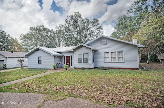 ranch-style house with a front yard