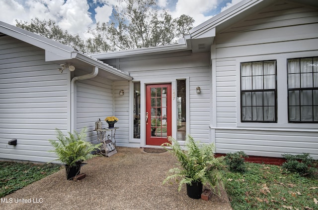 view of entrance to property