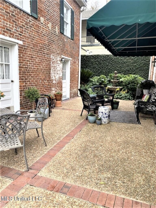707 State St Unit 705, Natchez, MS 39120 - view of patio