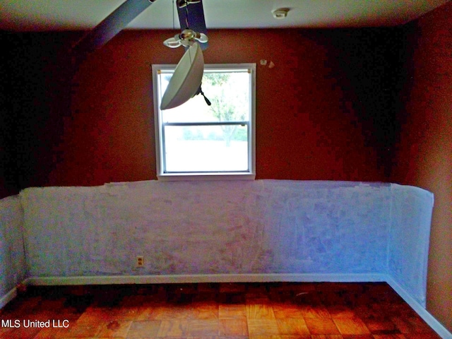 218 Summerhaven Dr, Yazoo City, MS 39194 - bonus room with baseboards