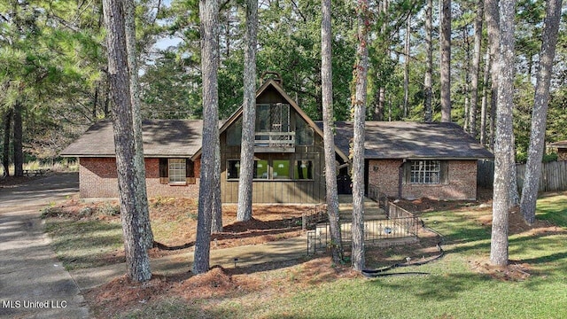 view of front of property